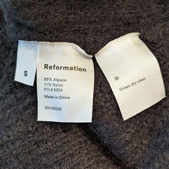 Reformation Chunky Knit Alpaca Crew Neck Sweater, Black, Long Sleeves, Small - Picture 6 of 6